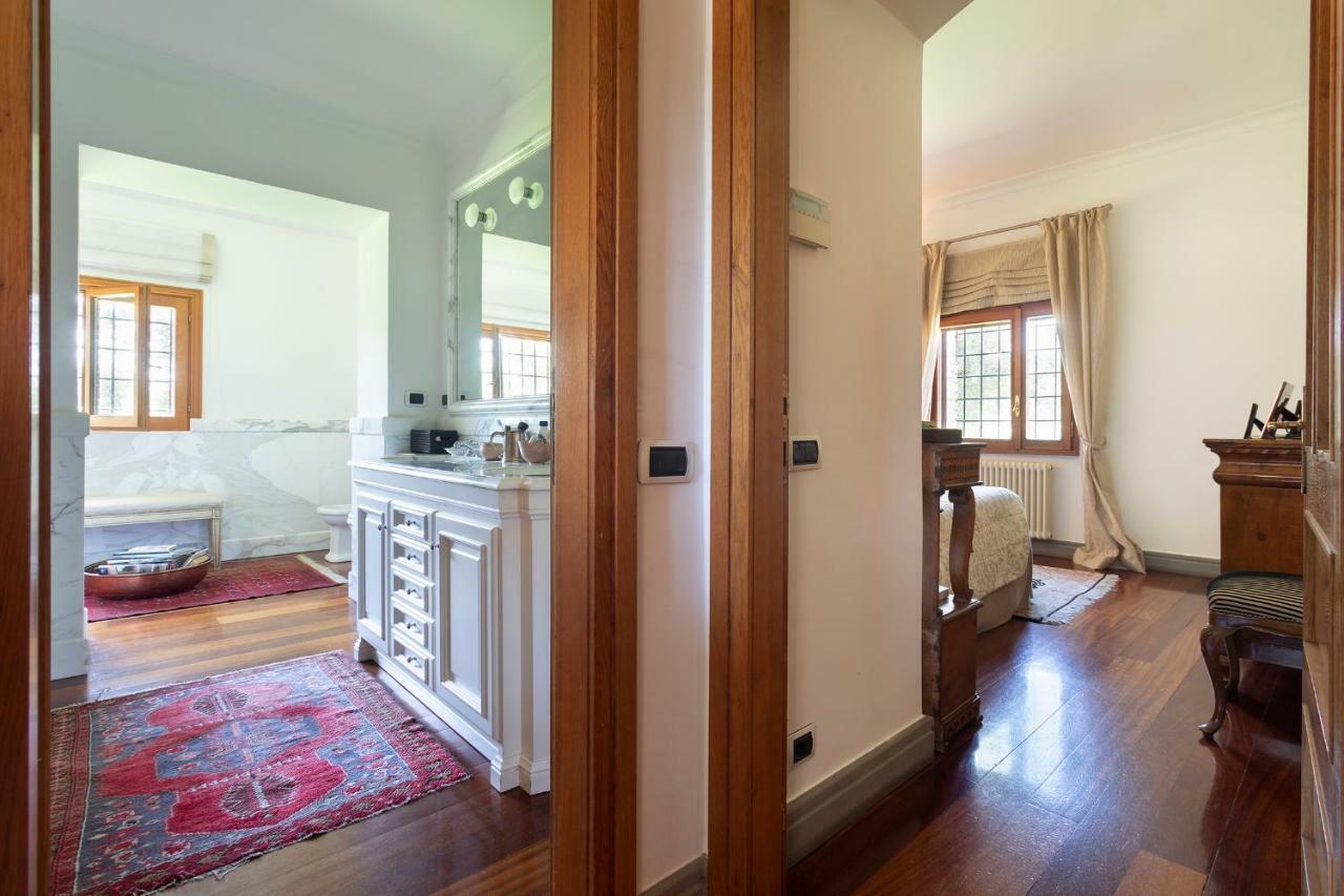Villa In Via Della Marcigliana Casale Torre San Giovanni エクステリア 写真