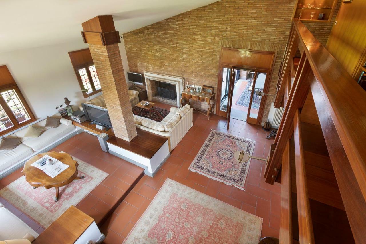 Villa In Via Della Marcigliana Casale Torre San Giovanni エクステリア 写真